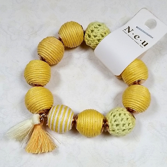 Boho Crochet Ball Bead Tassel Stretch Bracelet - Picture 3 of 16